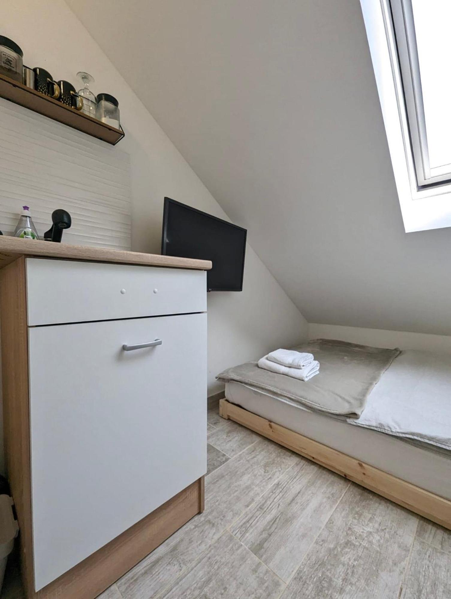 Miniscule Urban Tent Zagreb Ngoại thất bức ảnh