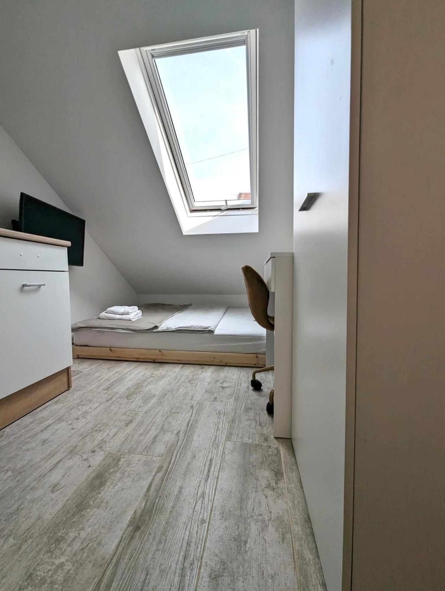 Miniscule Urban Tent Zagreb Ngoại thất bức ảnh